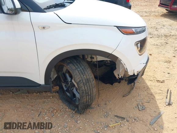 2024 Hyundai Venue SEL with VIN KMHRC8A3XRU294370, listed as a IAAI auction lot 41810440 with 12,511 mi miles and . Bid and sale history available at DreamBid. Image 6.