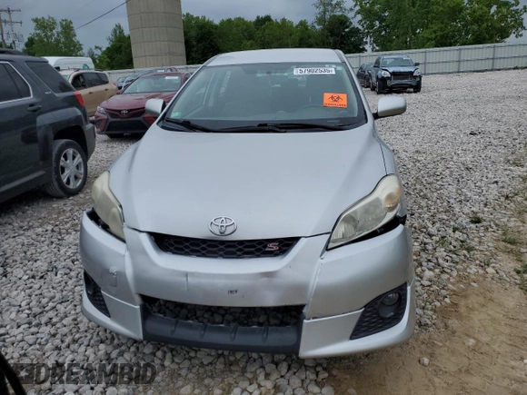 2010 Toyota Matrix S with VIN 2T1LE4EE5AC015093, listed as a Copart auction lot 57902535 with 131,300 mi miles and Salvage title. Bid and sale history available at DreamBid. Image 5.