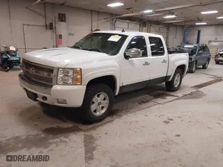 2007 Chevrolet Silverado 1500 LT w/2LT with VIN 2GCEK13MX71677513, listed as a IAAI auction lot 42023608 with 144,555 mi miles. Bid and sale history available at carsss.com. Image 17.