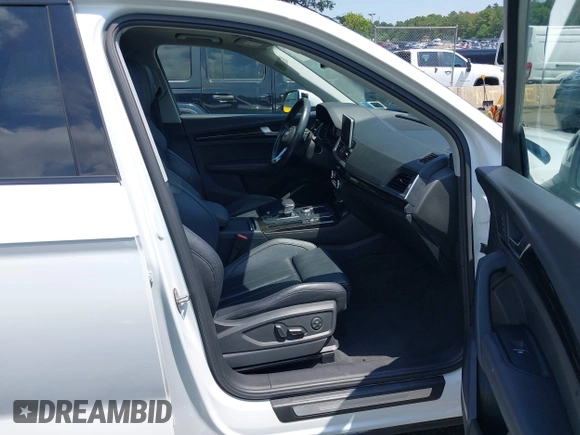 2019 Audi Q5 Prestige with VIN WA1CNAFY2K2056847, listed as a IAAI auction lot 42608003 with 55,691 mi miles and . Bid and sale history available at DreamBid. Image 5.