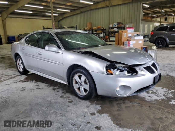 2006 Pontiac Grand Prix with VIN 2G2WP552661198341, listed as a Copart auction lot 56786645 with 214,386 mi miles and Clean title. Bid and sale history available at DreamBid. Image 4.