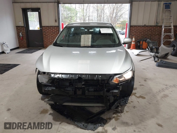 2021 Nissan Sentra SV with VIN 3N1AB8CV4MY233303, listed as a IAAI auction lot 41935664 with 25,878 mi miles and . Bid and sale history available at DreamBid. Image 13.