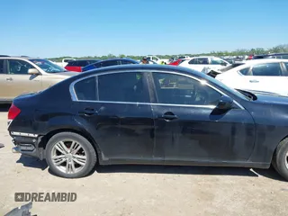 2012 Infiniti G25 Journey z VIN JN1DV6AP2CM700085, wystawiony jako IAAI lot #42071460 z przebiegiem 182 090 mil mil oraz . Historia ofert i sprzedaży dostępna na DreamBid. Obrazek 13.