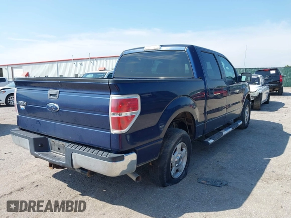 2010 Ford F-150 XL with VIN 1FTEW1C82AKA18064, listed as a IAAI auction lot 40208366 with 233,600 mi miles. Bid and sale history available at carsss.com. Image 4.