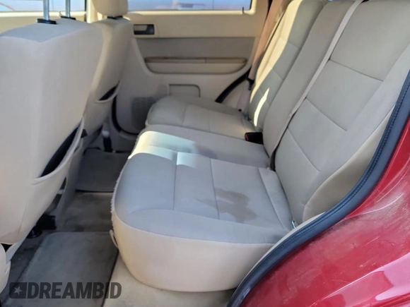 2008 Ford Escape XLT with VIN 1FMCU931X8KD40679, listed as a Copart auction lot 58637585 with 135,391 mi miles and Clean title. Bid and sale history available at DreamBid. Image 6.