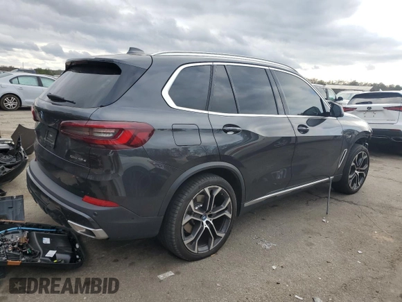2023 BMW X5 xDrive45e with VIN 5UXTA6C07P9P29044, listed as a Copart auction lot 43625165 with 33,578 mi miles and Salvage Title. Bid and sale history available at carsss.com. Image 3.
