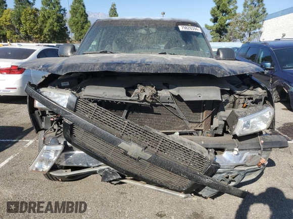 2003 Chevrolet Silverado 1500 with VIN 2GCEC19V931304082, listed as a Copart auction lot 79826594 with 230,765 mi miles and Salvage Title. Bid and sale history available at carsss.com. Image 5.