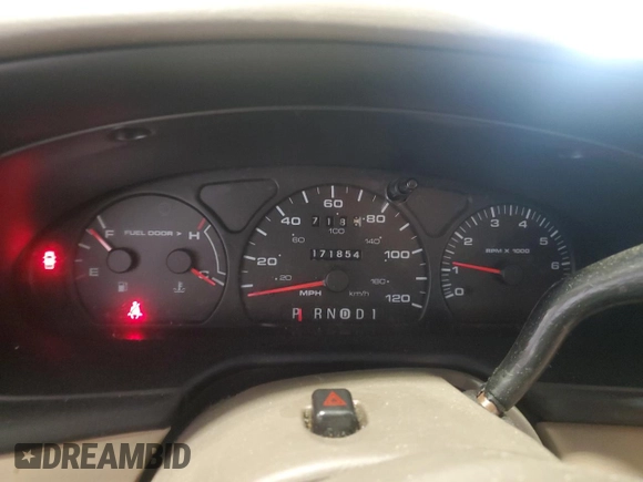 2002 Mercury Sable with VIN 1MEFM58U82G612541, listed as a Copart auction lot 60254405 with 171,854 mi miles and Salvage title. Bid and sale history available at DreamBid. Image 9.