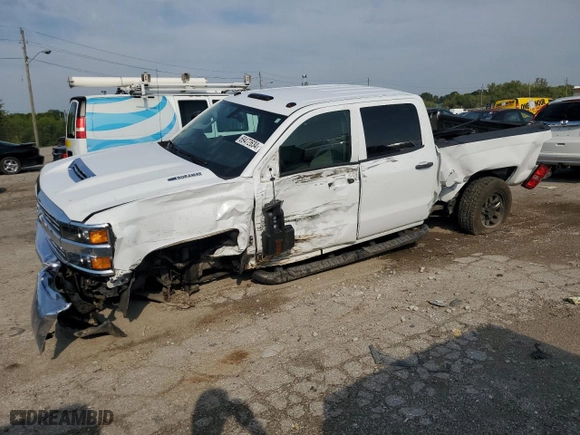 2018 Chevrolet Silverado 3500HD Work Truck with VIN 1GC4KYCY6JF138846, listed as a Copart auction lot 69472634 with 195,952 mi miles and Salvage Title. Bid and sale history available at carsss.com. Image 1.
