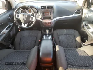 2019 Dodge Journey SE with VIN 3C4PDCBG8KT750637, listed as a Copart auction lot 46603645 with 92,274 mi miles and Salvage Title. Bid and sale history available at DreamBid. Image 8.
