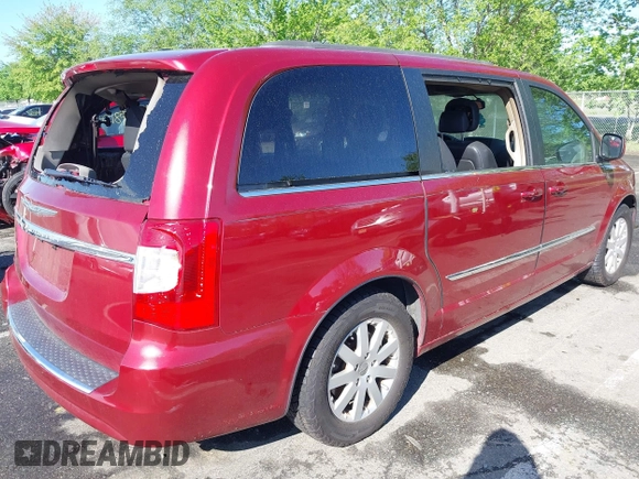 2013 Chrysler Town & Country Touring z VIN 2C4RC1BG0DR808746, wystawiony jako IAAI lot #42211342 z przebiegiem 117 542 mil mil oraz . Historia ofert i sprzedaży dostępna na DreamBid. Obrazek 4.