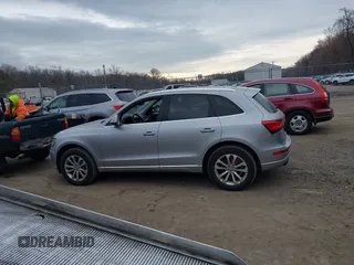 2016 Audi Q5 Premium Plus with VIN WA1L2AFP2GA090770, listed as a IAAI auction lot 41905423 with 252,304 mi miles. Bid and sale history available at carsss.com. Image 14.