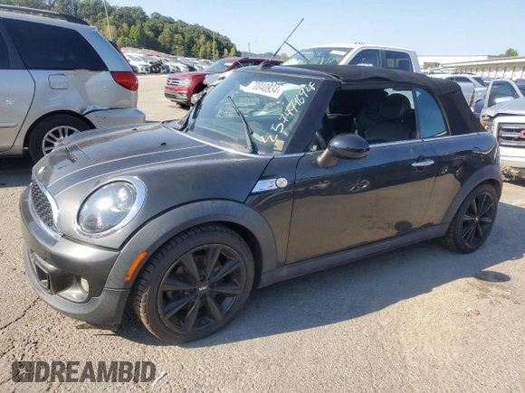 2014 MINI Convertible S с VIN WMWZP3C52ET706661, выставлен на аукционе Copart как лот 70040934 с пробегом 65 484 миль миль и Списание • Salvage title. История ставок и продаж доступна на DreamBid. Изображение 1.