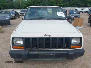 1998 Jeep Cherokee with VIN 1J4FB28S7WL209453, listed as a IAAI auction lot 42408852 with Not provided miles and . Bid and sale history available at DreamBid. Image 6.