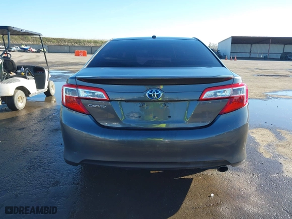 2014 Toyota Camry Hybrid LE with VIN 4T1BD1FK8EU135234, listed as a IAAI auction lot 41399246 with 104,964 mi miles. Bid and sale history available at carsss.com. Image 17.