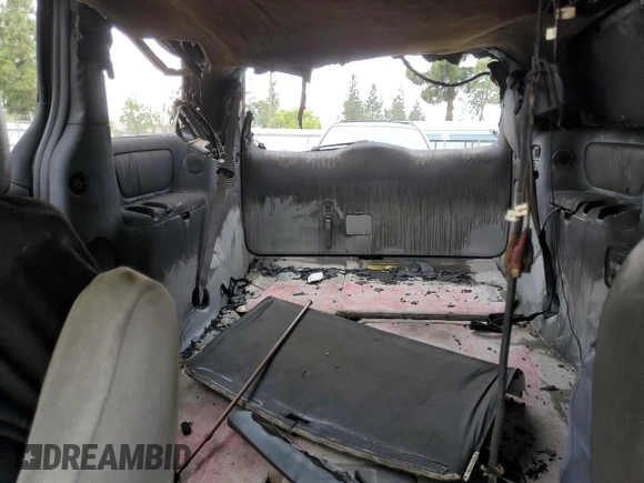 2005 Toyota Sienna XLE with VIN 5TDBA22C05S048417, listed as a Copart auction lot 58529365 with Not provided miles and Salvage title. Bid and sale history available at DreamBid. Image 10.