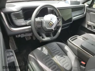 2022 Rivian R1S Launch Edition with VIN 7PDSGABL9NN002043, listed as a Copart auction lot 67654604 with 0 mi miles and Salvage Title. Bid and sale history available at carsss.com. Image 13.