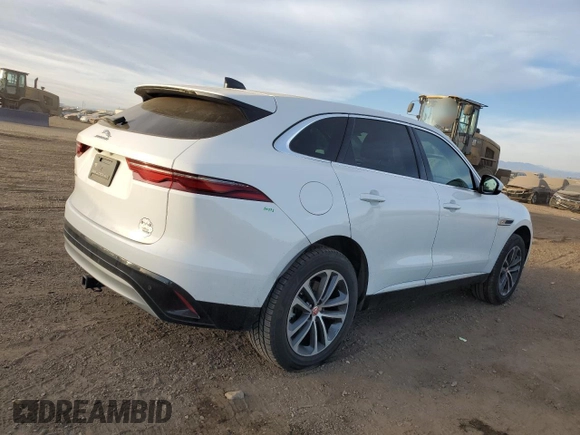 2022 Jaguar F-Pace with VIN SADCK2EX2NA692924, listed as a Copart auction lot 84431864 with 31,520 mi miles and Salvage title. Bid and sale history available at DreamBid. Image 3.