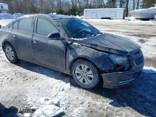 2015 Chevrolet Cruze LS with VIN 1G1PA5SG8F7191999, listed as a IAAI auction lot 41555183 with 103,567 mi miles. Bid and sale history available at carsss.com. Image 1.