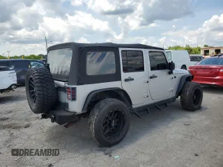 2007 Jeep Wrangler Unlimited X with VIN 1J4GB39137L150273, listed as a Copart auction lot 64072635 with 219,904 mi miles and Clean title. Bid and sale history available at DreamBid. Image 3.