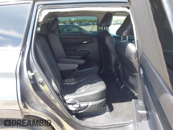 2023 Toyota Highlander L with VIN 5TDKDRAH7PS007332, listed as a IAAI auction lot 42392250 with 51,943 mi miles and . Bid and sale history available at DreamBid. Image 8.