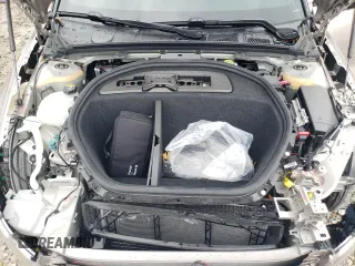 2024 Polestar 2 z VIN YSMFE3KA2RL234238, wystawiony jako Copart lot #41375605 z przebiegiem 8806 mil mil oraz Szkody całkowita. Historia ofert i sprzedaży dostępna na DreamBid. Obrazek 11.