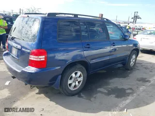 2002 Toyota Highlander with VIN JTEGF21AX20045168, listed as a IAAI auction lot 41700807 with 219,011 mi miles. Bid and sale history available at carsss.com. Image 4.