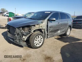 2019 Kia Sorento LX with VIN 5XYPG4A35KG499952, listed as a Copart auction lot 53531215 with 90,328 mi miles and Salvage Title. Bid and sale history available at carsss.com. Image 1.