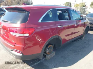 2017 Kia Sorento LX z VIN 5XYPG4A39HG278976, wystawiony jako IAAI lot #41830344 z przebiegiem 35 967 mil mil oraz . Historia ofert i sprzedaży dostępna na DreamBid. Obrazek 4.