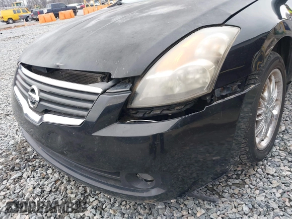 2008 Nissan Altima 2.5 SL with VIN 1N4AL21E28N512672, listed as a IAAI auction lot 41605976 with 142,223 mi miles. Bid and sale history available at carsss.com. Image 6.