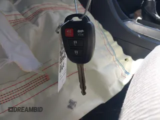 2016 Toyota Corolla L z VIN 2T1BURHE5GC740015, wystawiony jako IAAI lot #42055211 z przebiegiem 97 357 mil mil oraz . Historia ofert i sprzedaży dostępna na DreamBid. Obrazek 11.