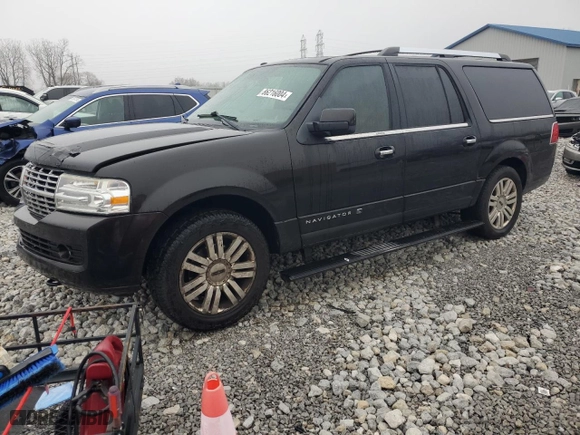 2014 Lincoln Navigator L with VIN 5LMJJ3J58EEL01406, listed as a Copart auction lot 86216004 with NaN miles and Clean Title. Bid and sale history available at carsss.com. Image 1.