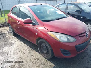 2014 Mazda 2 Sport z VIN JM1DE1KY9E0179626, wystawiony jako IAAI lot #42272140 z przebiegiem 247 437 mil mil oraz . Historia ofert i sprzedaży dostępna na DreamBid. Obrazek 1.