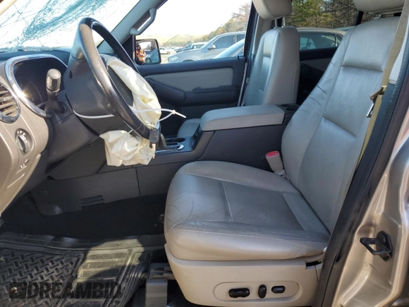 2008 Ford Explorer XLT with VIN 1FMEU73E88UA51000, listed as a Copart auction lot 52261575 with Not Provided miles and Salvage Title. Bid and sale history available at carsss.com. Image 7.