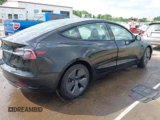 2023 Tesla Model 3 с VIN 5YJ3E1EA5PF429376, выставлен на аукционе IAAI как лот 42133030 с пробегом 105 466 миль миль и . История ставок и продаж доступна на DreamBid. Изображение 4.