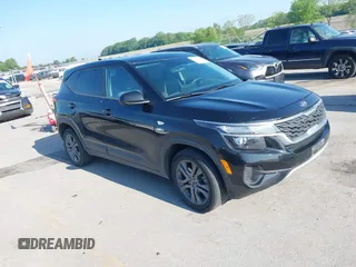 2021 Kia Seltos LX with VIN KNDEPCAA9M7103943, listed as a IAAI auction lot 42370703 with 148,887 mi miles and . Bid and sale history available at DreamBid. Image 1.
