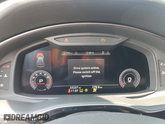 2020 Audi Q8 Prestige with VIN WA1FVAF18LD022451, listed as a Copart auction lot 64125825 with 33,237 mi miles and Clean title. Bid and sale history available at DreamBid. Image 9.