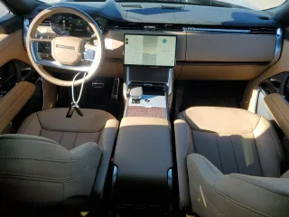 2025 Land Rover Range Rover SE with VIN SALKPBFUXSA265976, listed as a Copart auction lot 41811005 with 620 mi miles and Salvage Title. Bid and sale history available at carsss.com. Image 8.