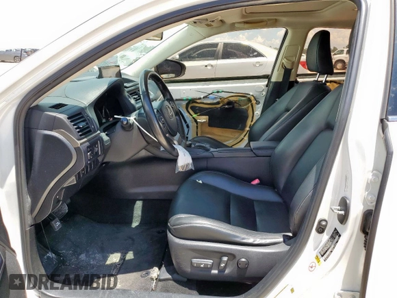 2014 Lexus CT 200h with VIN JTHKD5BH3E2189525, listed as a Copart auction lot 62602215 with 190,087 mi miles and Salvage title. Bid and sale history available at DreamBid. Image 7.