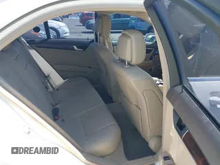 2013 Mercedes-Benz C 300 Sport с VIN WDDGF8AB0DG059869, выставлен на аукционе IAAI как лот 42404048 с пробегом 89 237 миль миль и . История ставок и продаж доступна на DreamBid. Изображение 8.