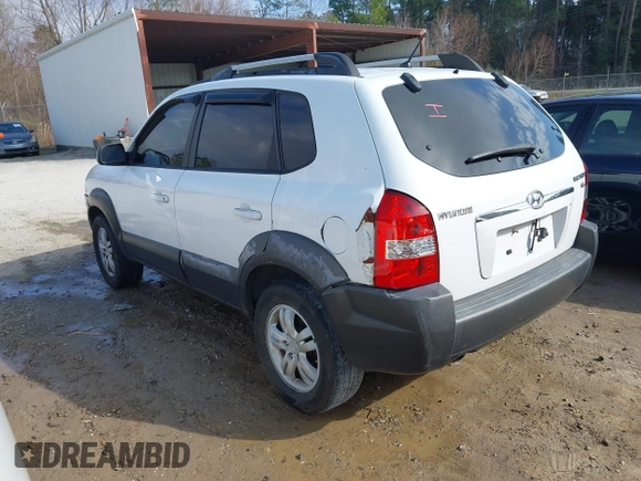 2007 Hyundai Tucson SE with VIN KM8JN12D77U638627, listed as a IAAI auction lot 41551224 with 156,125 mi miles. Bid and sale history available at carsss.com. Image 3.