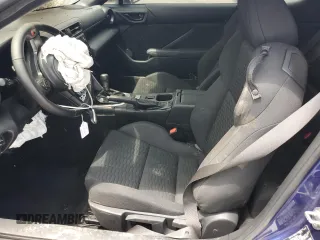 2023 Toyota 86 z VIN JF1ZNBC10P8764103, wystawiony jako Copart lot #58769995 z przebiegiem Nie podano mil oraz Szkoda całkowita • Salvage title. Historia ofert i sprzedaży dostępna na DreamBid. Obrazek 7.