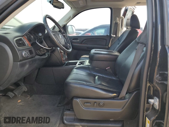2007 Chevrolet Avalanche 1LT z VIN 3GNEC120X7G172663, wystawiony jako Copart lot #43789905 z przebiegiem 147 024 mil mil oraz Szkoda całkowita • Salvage title. Historia ofert i sprzedaży dostępna na DreamBid. Obrazek 7.
