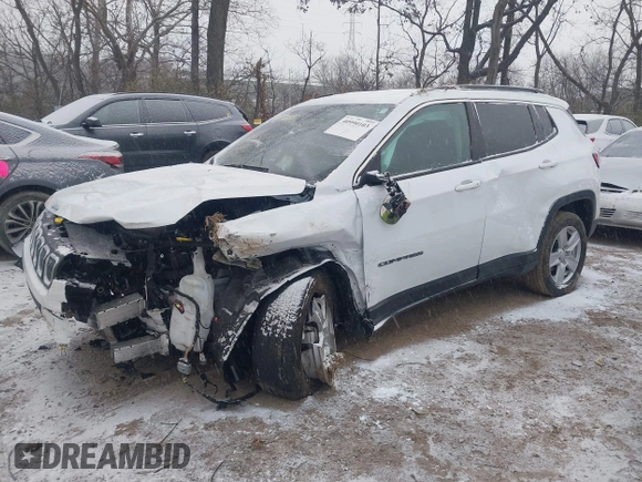 2022 Jeep Compass Latitude with VIN 3C4NJDBB4NT133203, listed as a IAAI auction lot 40990103 with Not provided miles and . Bid and sale history available at DreamBid. Image 2.