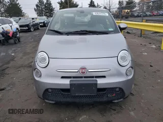 2016 FIAT 500e with VIN 3C3CFFGE0GT136145, listed as a Copart auction lot 43644295 with 44,653 mi miles and Salvage Title. Bid and sale history available at carsss.com. Image 5.