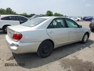 2006 Toyota Camry STD z VIN 4T1BE32K76U115783, wystawiony jako Copart lot #59911675 z przebiegiem 99 981 mil mil oraz Szkoda całkowita • Salvage title. Historia ofert i sprzedaży dostępna na DreamBid. Obrazek 3.