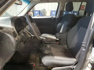 2013 Jeep Patriot Sport with VIN 1C4NJRBB5DD245574, listed as a Copart auction lot 47740035 with 185,559 mi miles and Salvage Title. Bid and sale history available at carsss.com. Image 7.