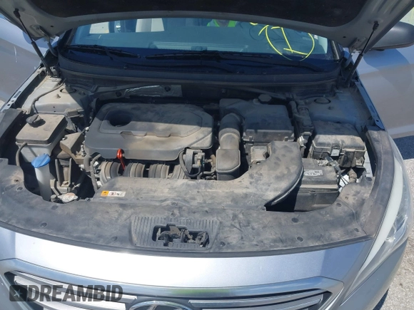 2015 Hyundai Sonata 2.4L SE with VIN 5NPE24AF0FH222804, listed as a IAAI auction lot 42188889 with 131,768 mi miles. Bid and sale history available at carsss.com. Image 10.