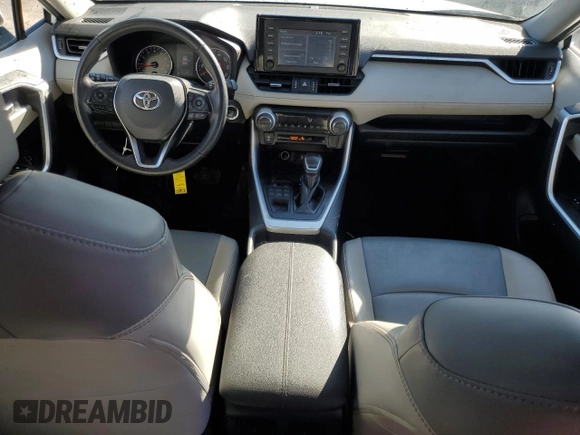 2019 Toyota RAV4 XLE Premium with VIN 2T3A1RFV5KW042879, listed as a Copart auction lot 46245415 with 92,238 mi miles and Salvage Title. Bid and sale history available at carsss.com. Image 8.