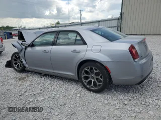 2018 Chrysler 300 S z VIN 2C3CCABG4JH262027, wystawiony jako Copart lot #54583555 z przebiegiem 79 312 mil mil oraz Szkoda całkowita • Salvage title. Historia ofert i sprzedaży dostępna na DreamBid. Obrazek 2.